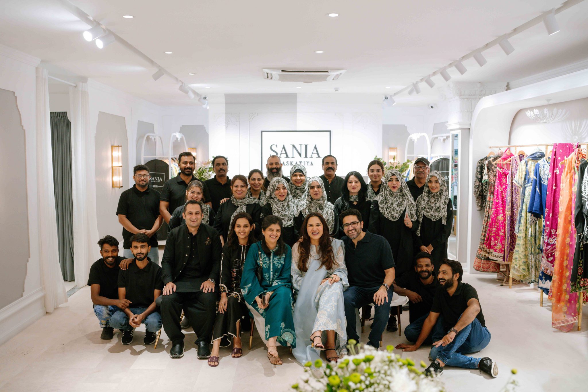 Agha Noor’s New Collection: A Starry Collaboration with Hania Amir ...